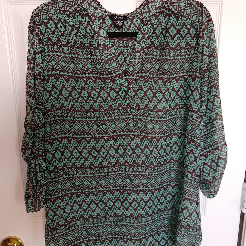 Justify Women's Tunic Top Size Large